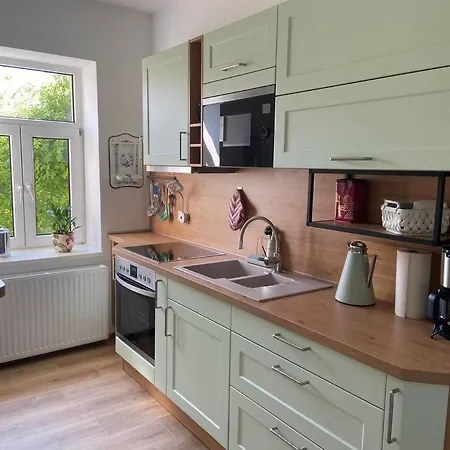Apartment Ferienwohnung In Ruhiger Idylle *