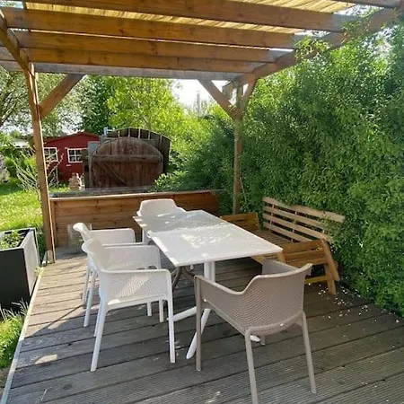 Ferienwohnung In Ruhiger Idylle Apartment